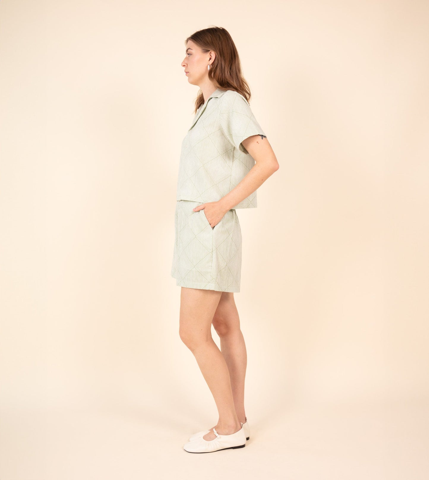 Ren Shorts Pale Green | Harkoi Studio - Embrace effortless style with the Ren Shorts in pale green. Keywords: sustainable shorts, eco-friendly fashion, Ren Shorts, pale green shorts, ethical clothing.