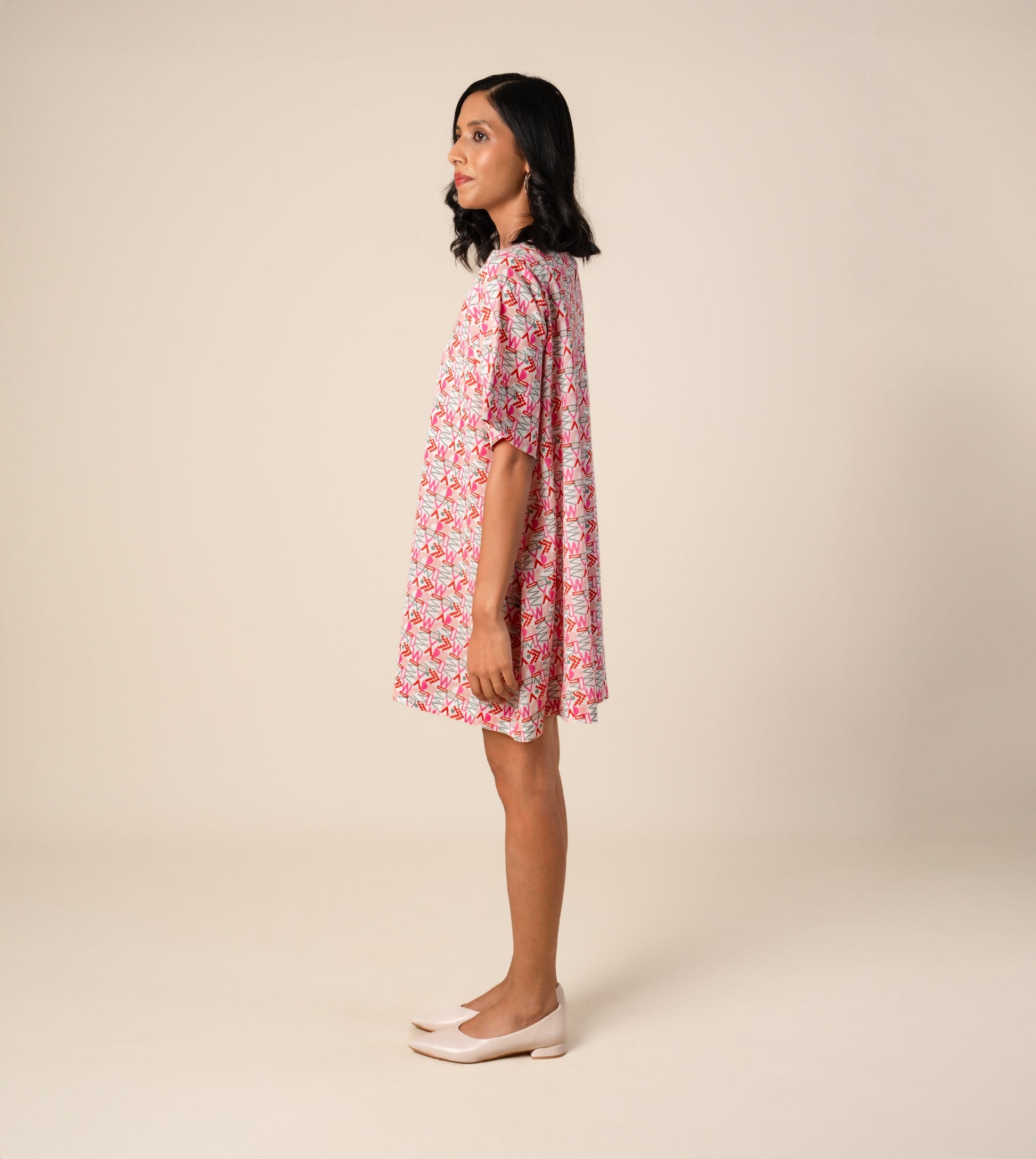 Jun Dress Girard - Harkoi Studio - Express your individuality with the Jun Dress in the artistic Girard pattern. Keywords: sustainable dress, eco-friendly fashion, Jun Dress, Girard-patterned dress, ethical clothing.