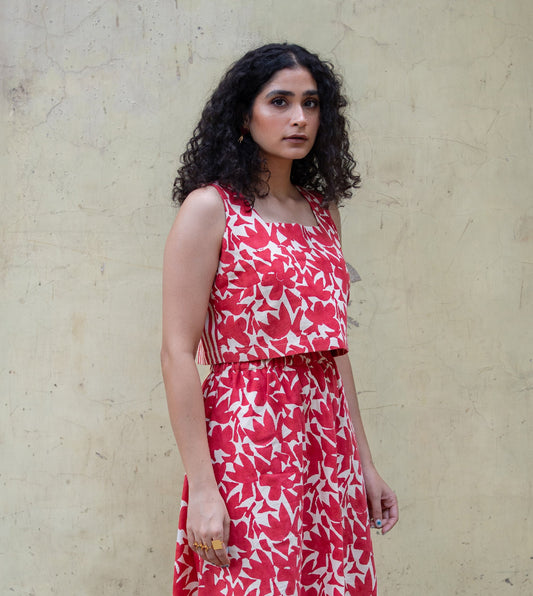 Dual Pattern Mei Top Red - Harkoi Studio - A timeless addition to your wardrobe, the Dual Pattern, a sustainable Ÿ?? crafted with precision and care. Keywords: dual, pattern, mei, top, red, sustainable red, eco-friendly fashion, mei top.