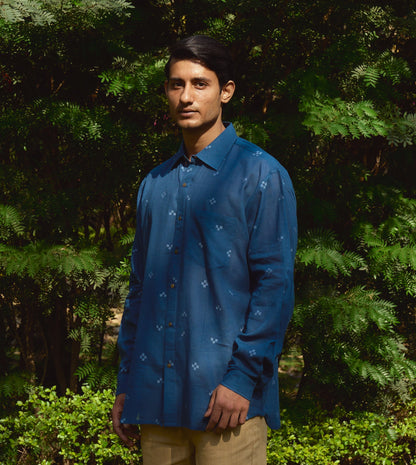 Men’s full-sleeve jamdani cotton shirt with tetris weave pattern and corozo buttons, handcrafted style.