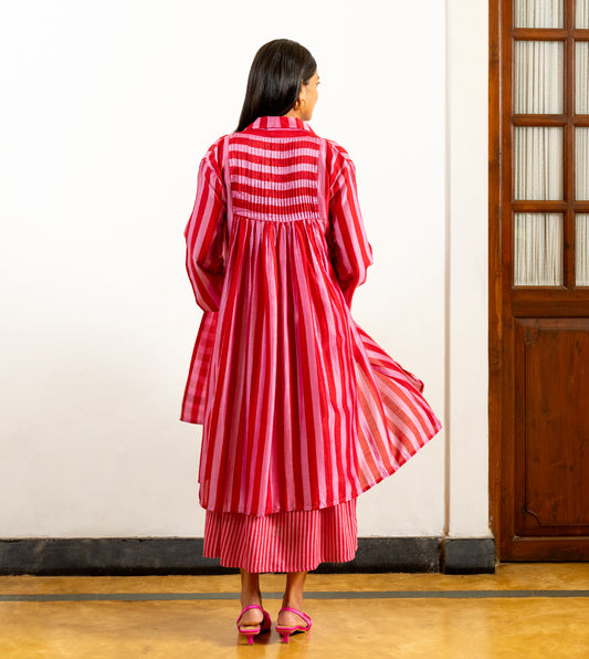 Iris Kari Set • Red Stripes